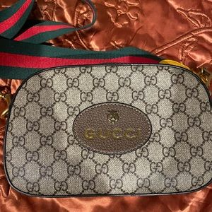 Gucci GG Supreme Crossbody Bag